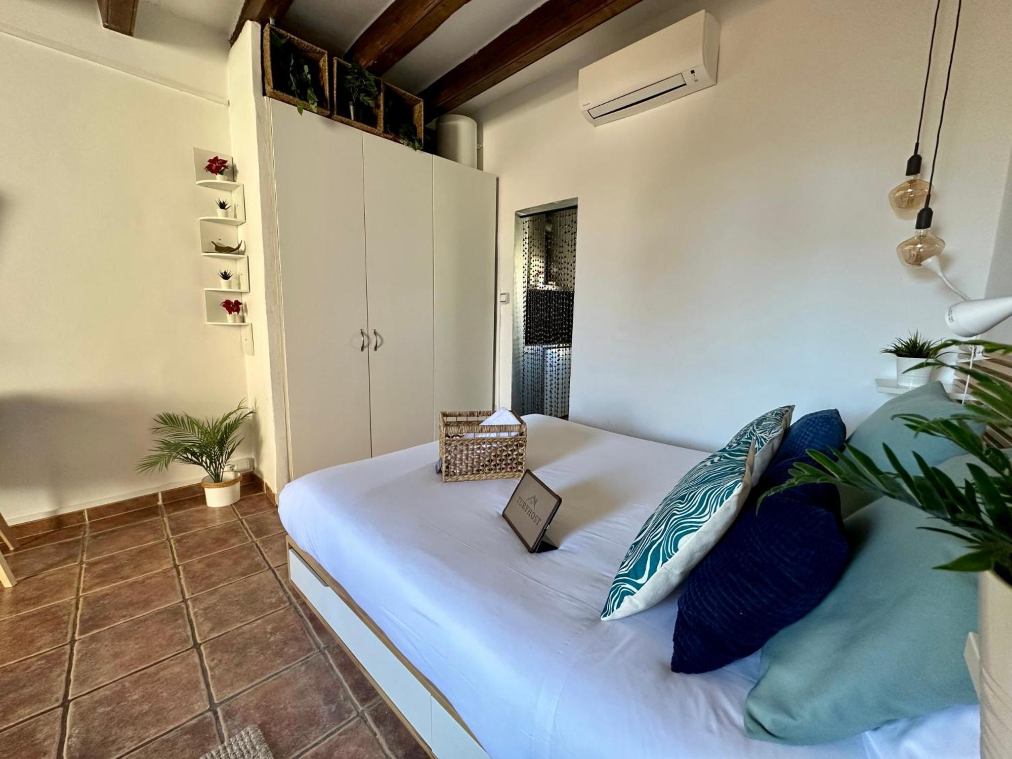 Taulat Loft L Poblenou Beach L Self Check In L Terrace Penthouse Barcellona Esterno foto