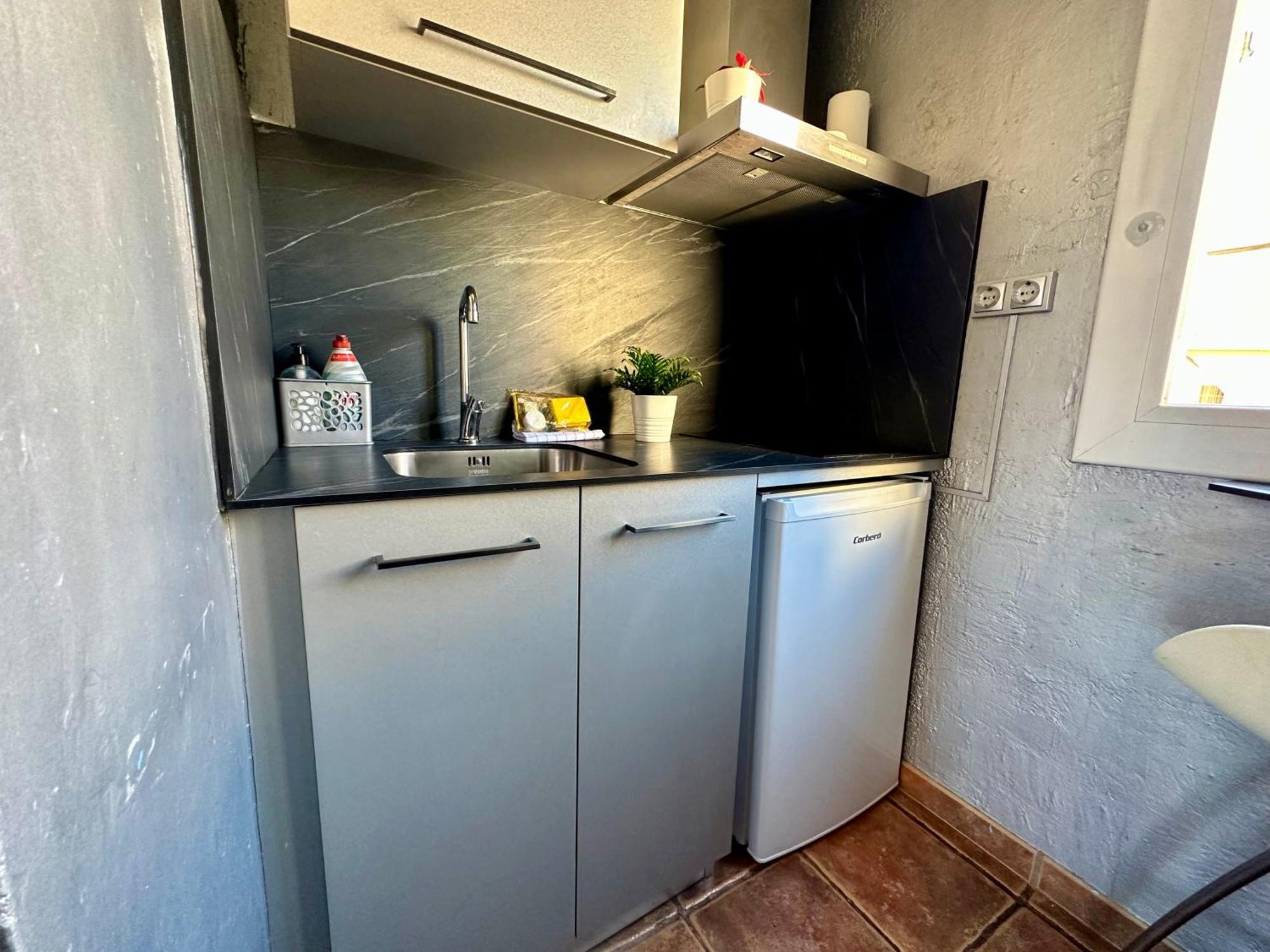 Taulat Loft L Poblenou Beach L Self Check In L Terrace Penthouse Barcellona Esterno foto