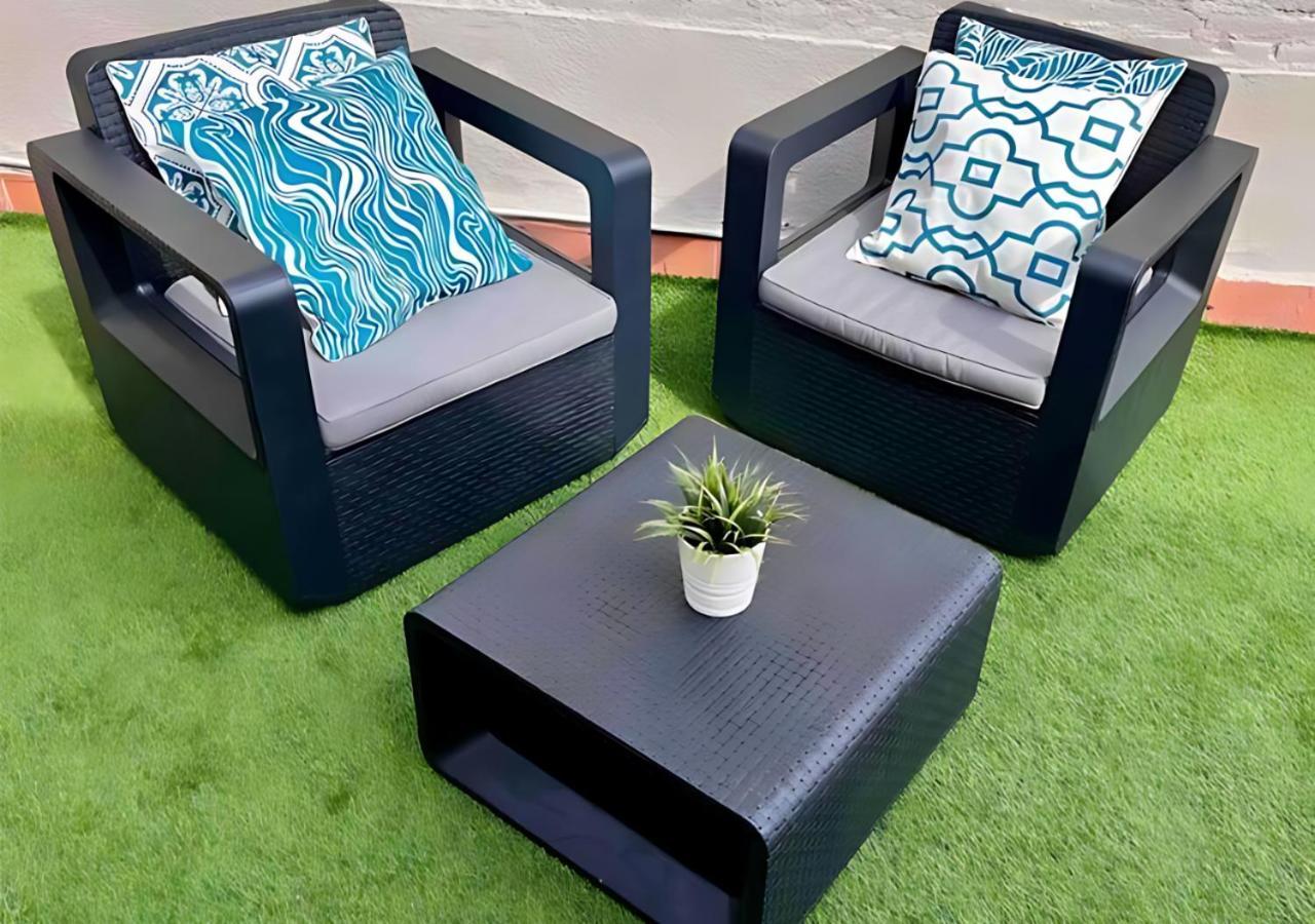 Taulat Loft L Poblenou Beach L Self Check In L Terrace Penthouse Barcellona Esterno foto
